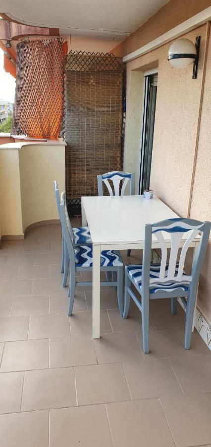 סאלו Acogedor Apartamento. מראה חיצוני תמונה